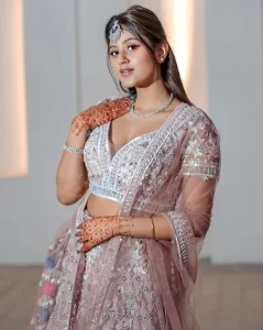 Anjali Arora photo