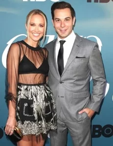 anna camp and skylar astin photos