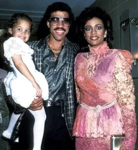 Nicole Richie parents photos