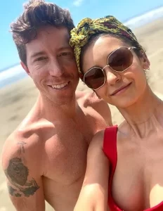 nina dobrev and shaun white photos