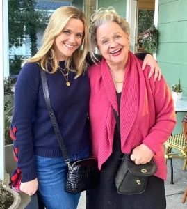 Reese Witherspoon mother photos