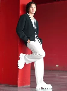 Ruru Madrid Height photos