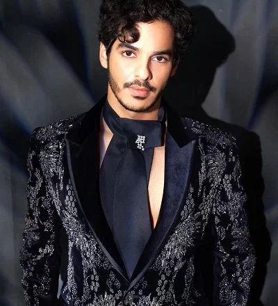 Ishaan Khattar Height, Age, Birthday, Girlfriend, Biography & Net Worth