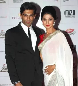 jennifer winget and karan singh grover photos