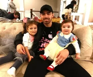 joe jonas children photos