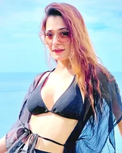 Sara Khan pics