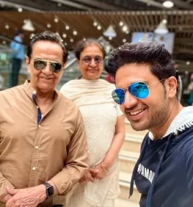 gaurav khanna parents photos