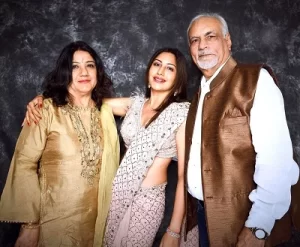 Surbhi Chandna parents photos