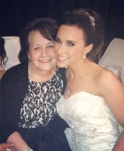 lacey chabert mother photos