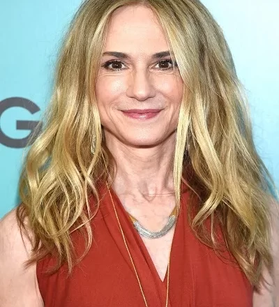 Holly Hunter Height