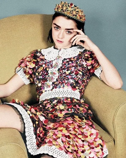 Maisie Williams photos