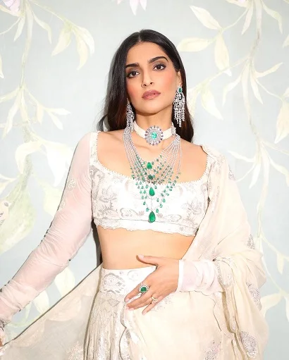 Sonam Kapoor photos