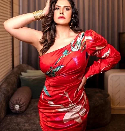 Zareen Khan Height, Weight, Eye Color, Hair Color & Measurements