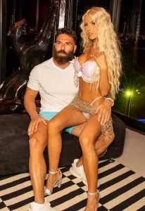 how tall is Dan Bilzerian