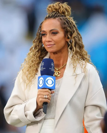 Kate Abdo Height