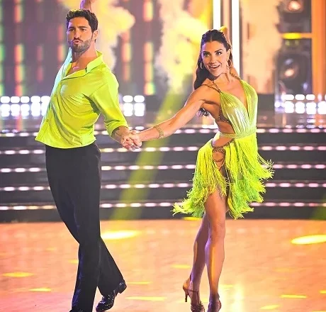 Joey Graziadei and Jenna Johnson Crowned Winners of Dancing With the Stars Season 33